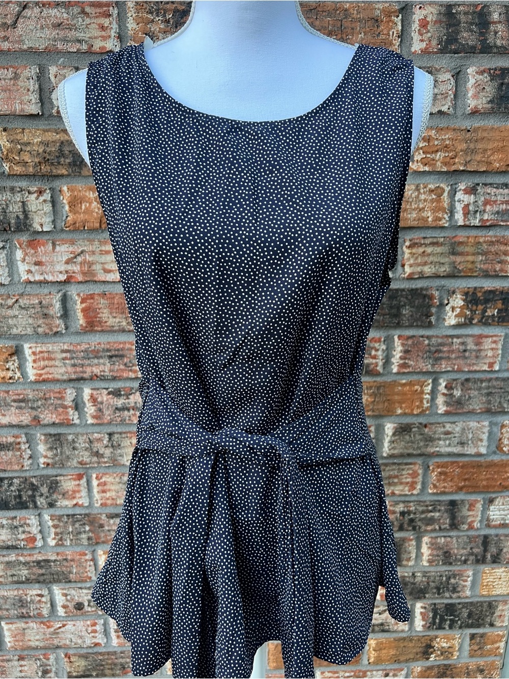 West Kei Black Polka Dot Sleeveless Peplum Tie-Waist Blouse Large Stitch Fix